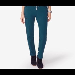 Figs Caribbean Blue!